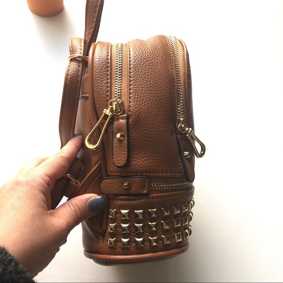 Vegan leather Mini backpack caramel brown color - Picture 6 of 8